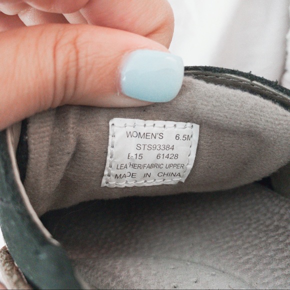 DARK BLUE SPERRY BOATSHOES - Picture 4 of 4